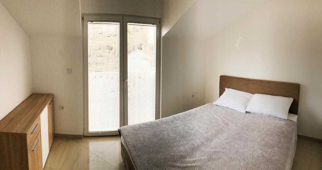 Viktor Appartement Herceg Novi Buitenkant foto